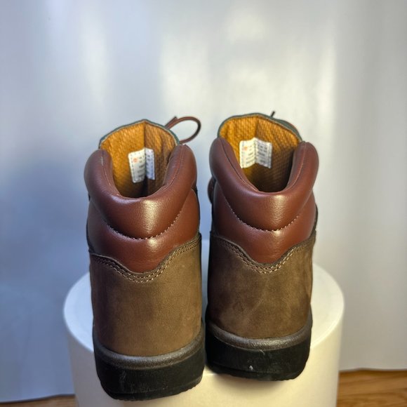 Timberland Junior Field Boots - Dark brown nubuck - Size 6.5. main image 4